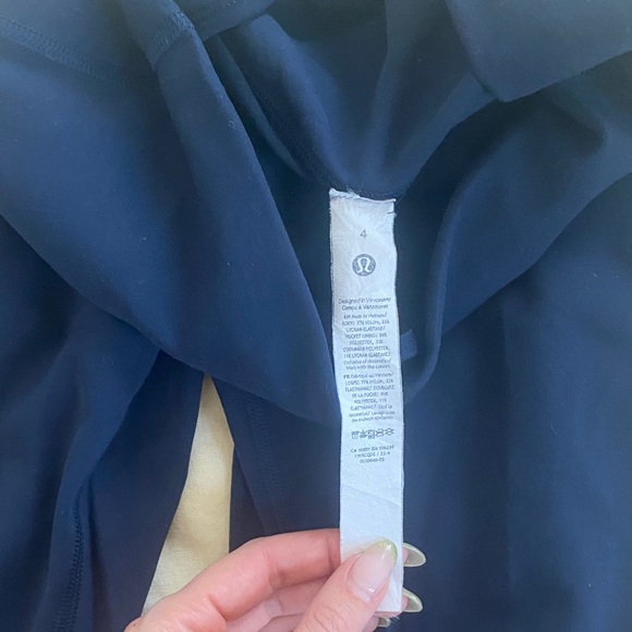 Lululemon Navy Leggings - Picture 3 of 5